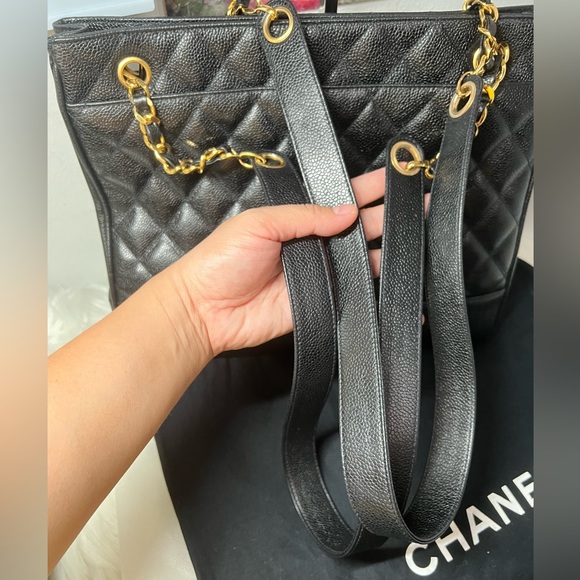 Authentic CHANEL Caviar chain black Tote - Picture 6 of 17